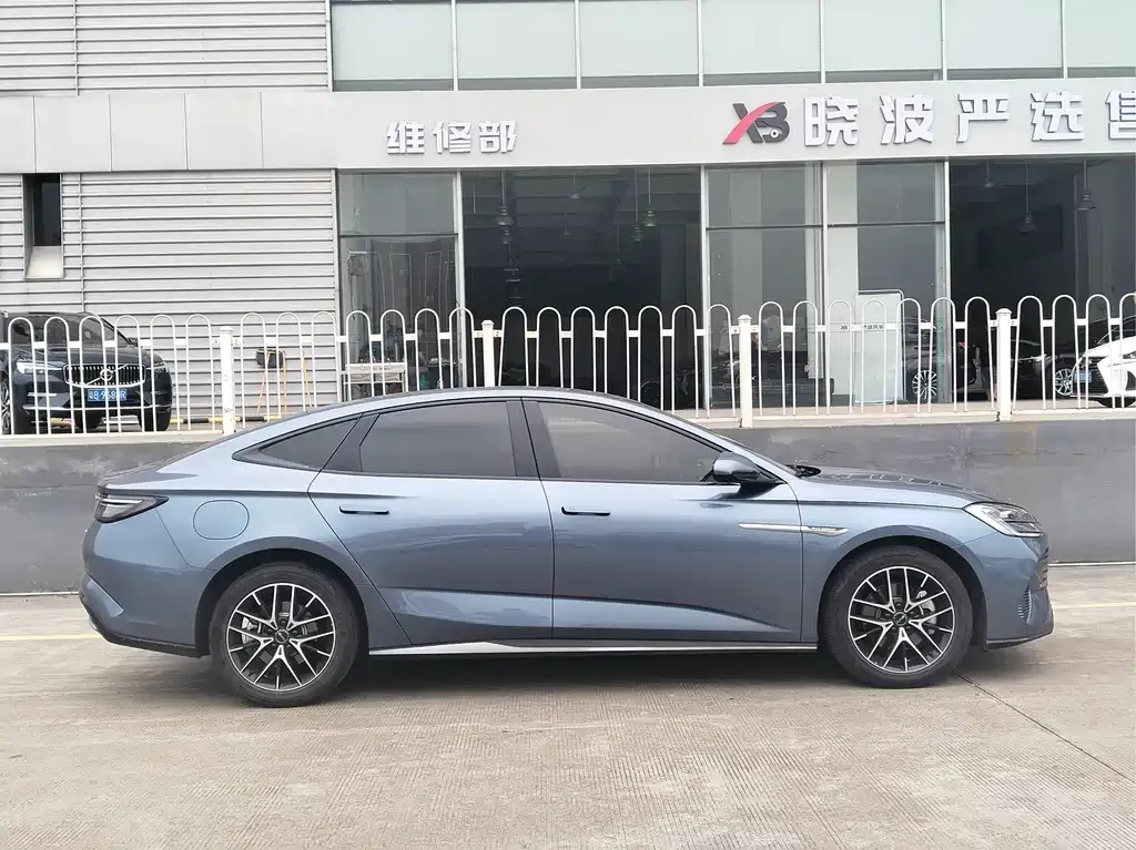 BYD Seal — фото 7