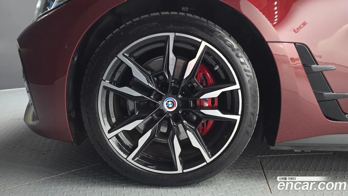 BMW i4 2023 из KR, фото 4