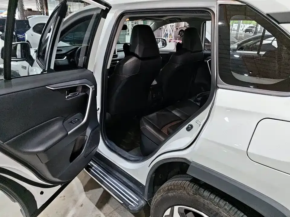 Toyota RAV4 Prime 2021 из CN, фото 7