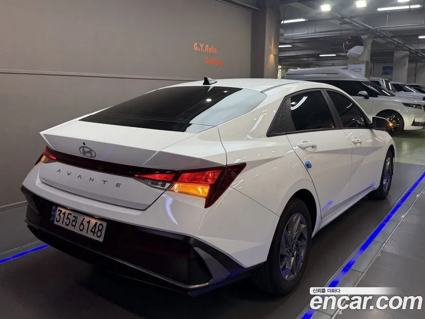 Hyundai AVANTE — фото 9