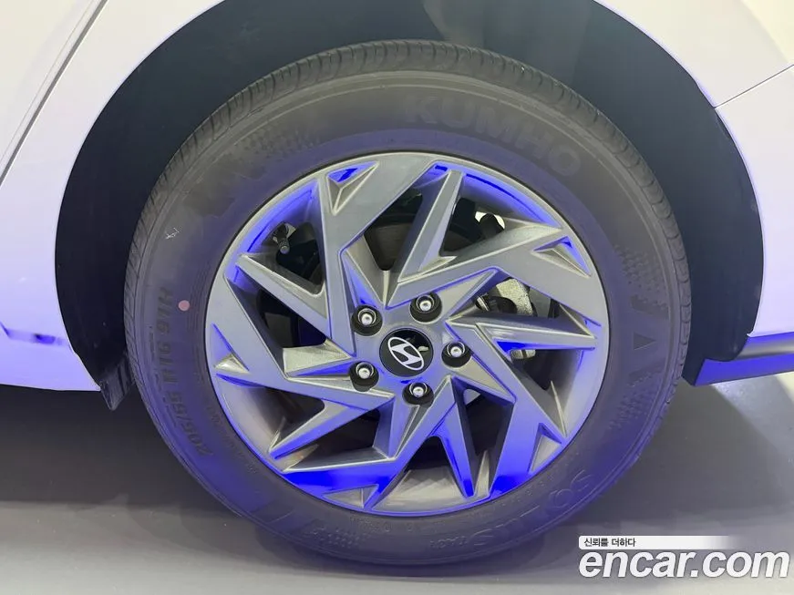 Hyundai AVANTE — фото 6