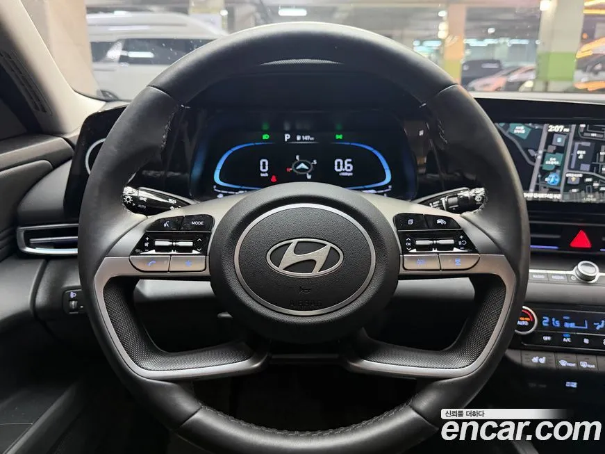 Hyundai AVANTE — фото 8