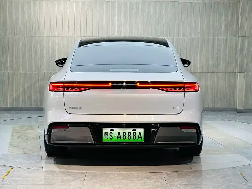 Geely Galaxy E8 2025 из CN, фото 8