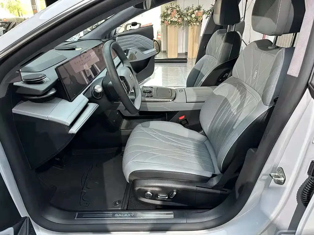 Geely Galaxy E8 2025 из CN, фото 9
