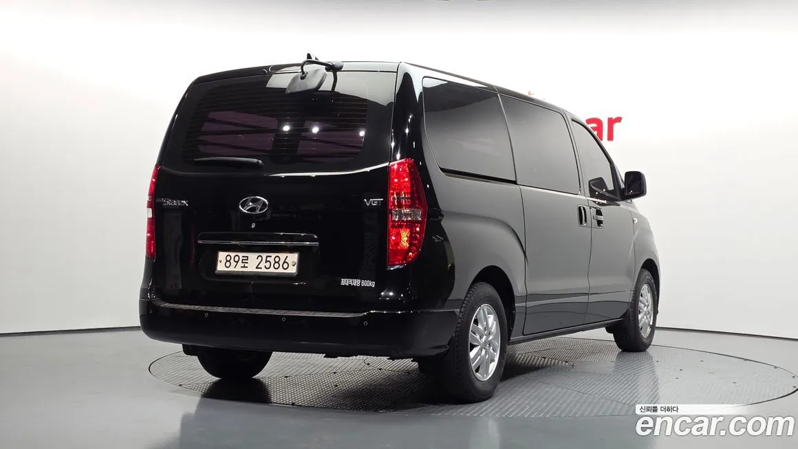 Hyundai Starex — фото 8