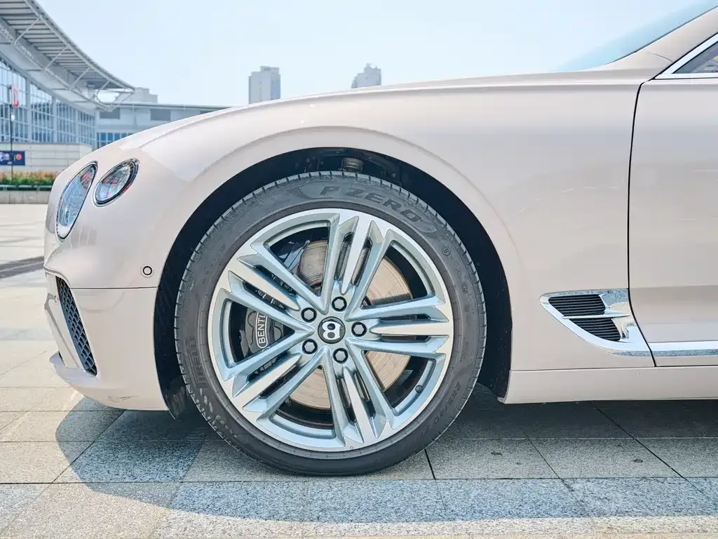 Bentley Continental — фото 9