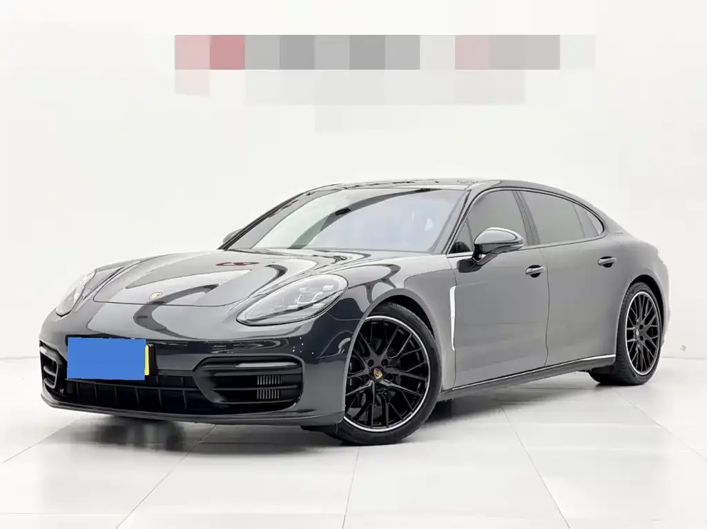 Porsche Panamera — фото 1