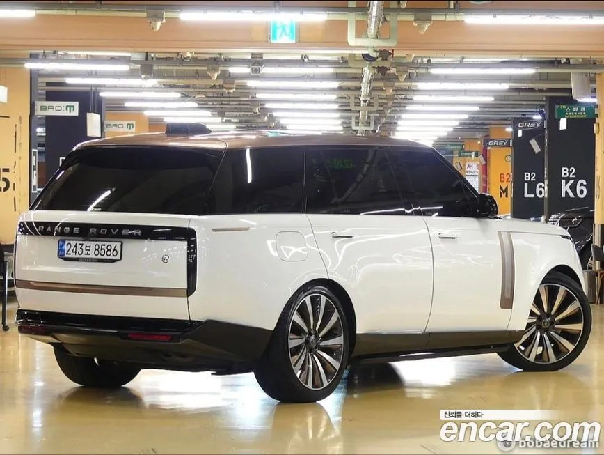 Land Rover Range Rover 2023 из KR, фото 8