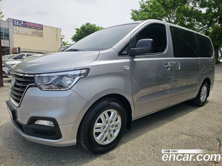Hyundai Starex 2021 из KR, фото 2
