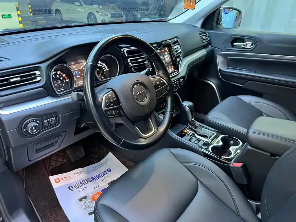 Jeep Grand Commander 2022 из CN, фото 3