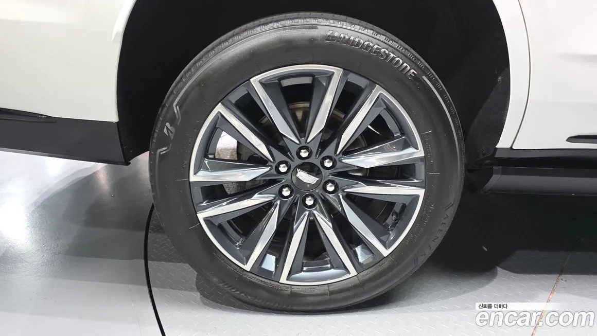 Cadillac Escalade 2022 из KR, фото 7
