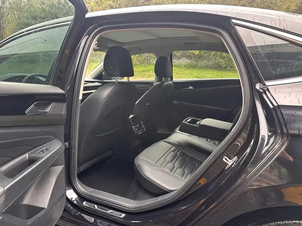 Volkswagen Passat — фото 5