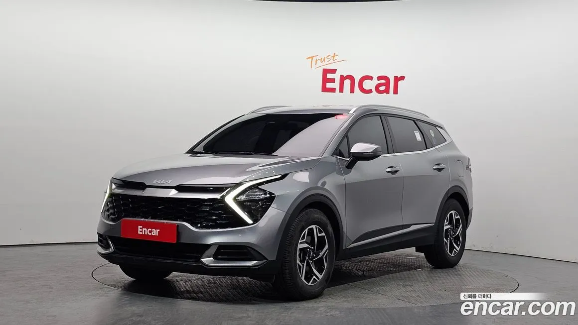 Kia Sportage — фото 1