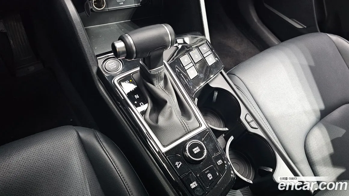 Kia Sportage — фото 10