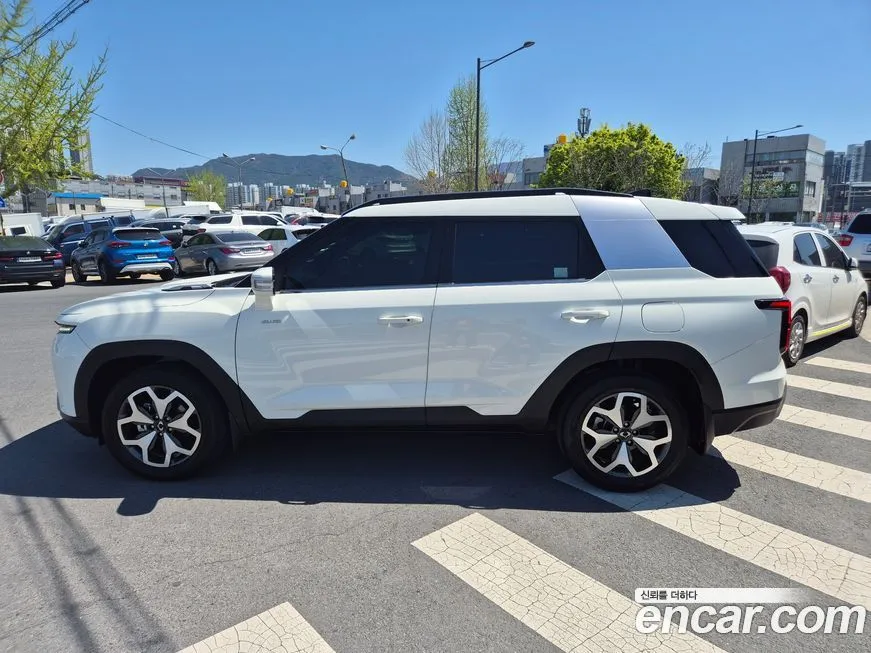 KG Mobility (Ssangyong) Torres — фото 4