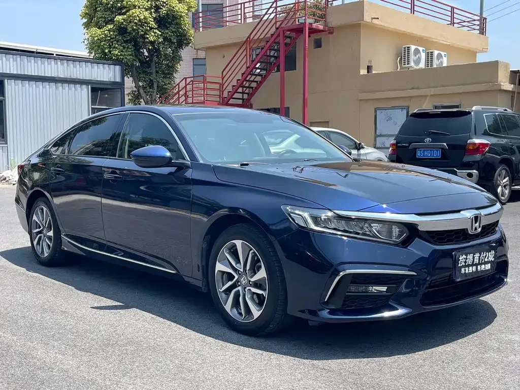 Honda Inspire — фото 5