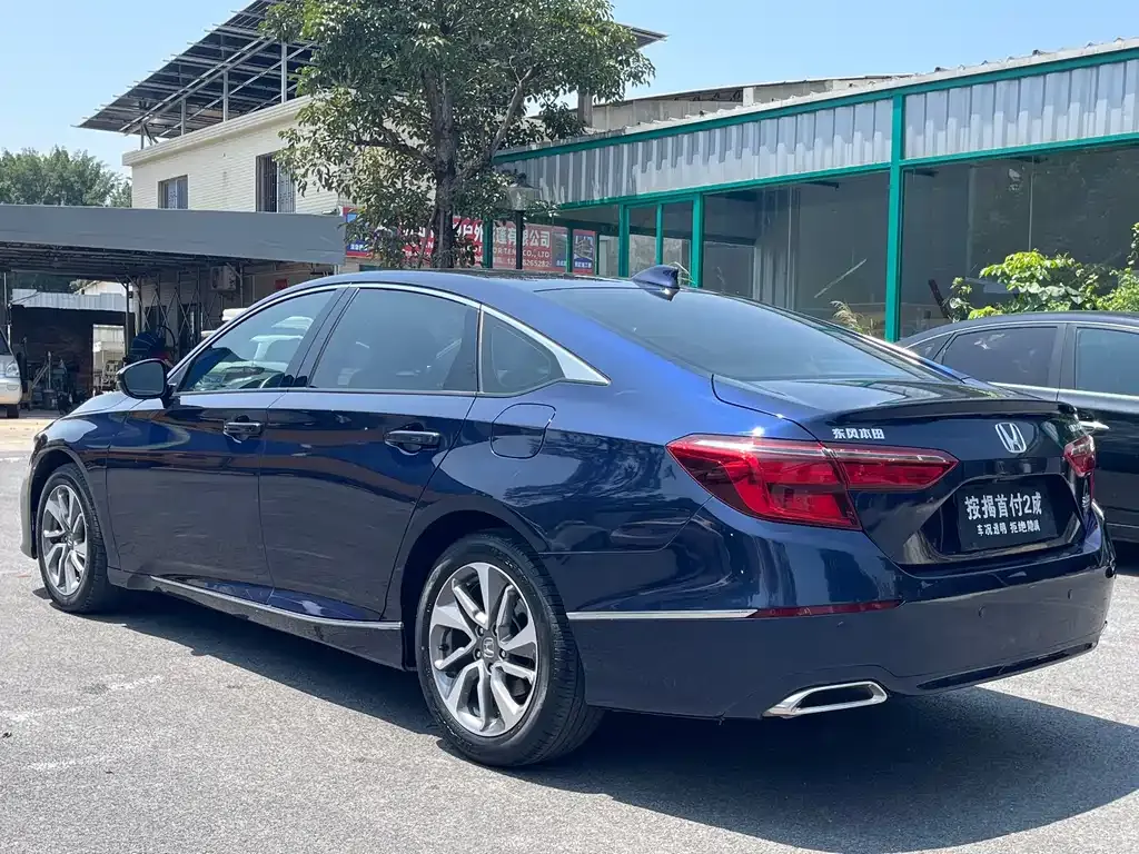 Honda Inspire — фото 10