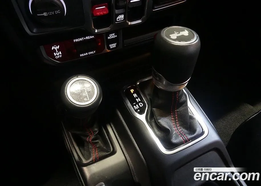 Jeep Wrangler 2023 из KR, фото 2