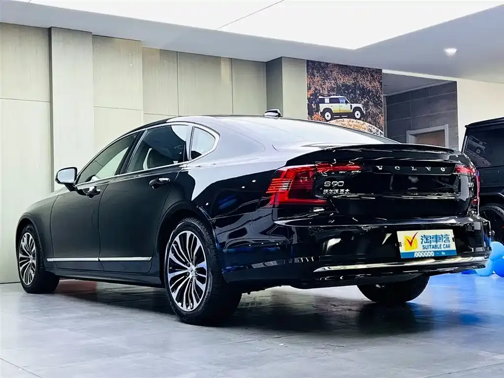 Volvo S90 — фото 6