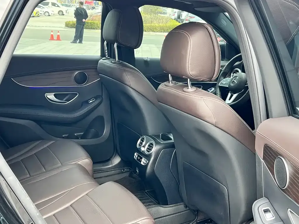 Mercedes-Benz GLC 2023 из CN, фото 3