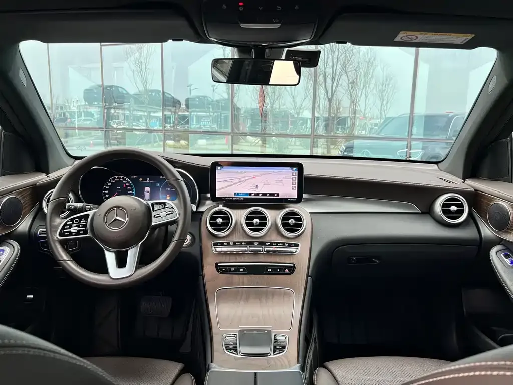 Mercedes-Benz GLC 2023 из CN, фото 2