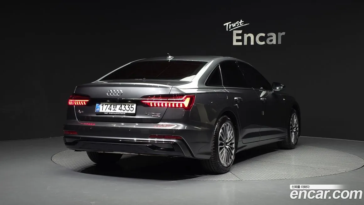 Audi A6 — фото 10