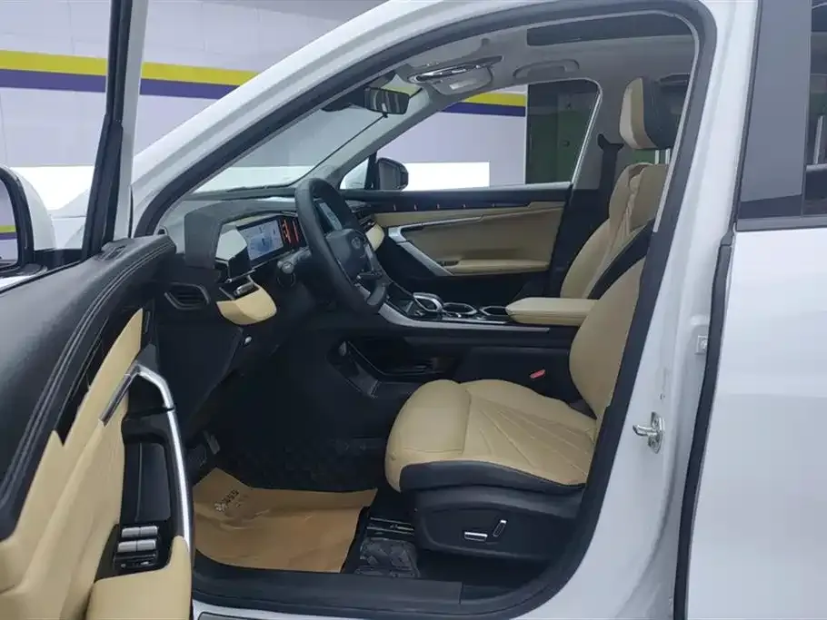 Geely Boyue L 2024 из CN, фото 8