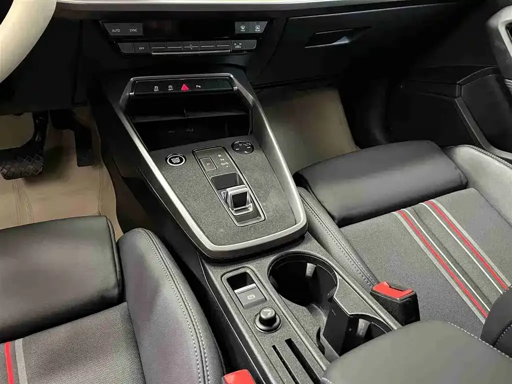 Audi A3 — фото 7