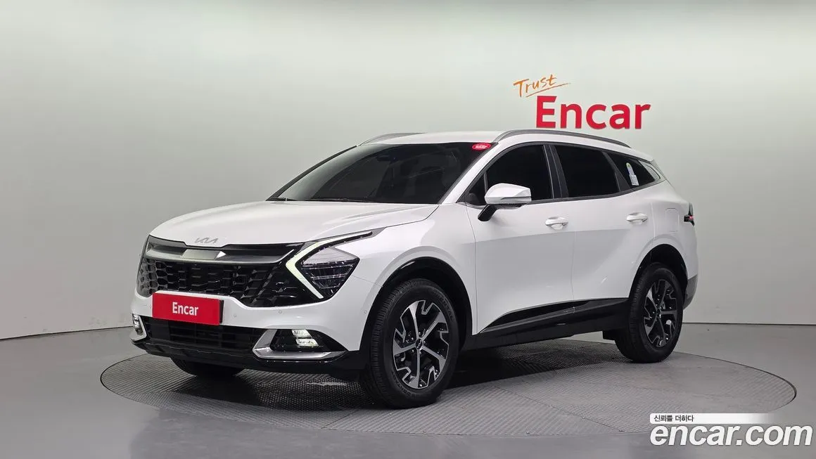 Kia Sportage — фото 1