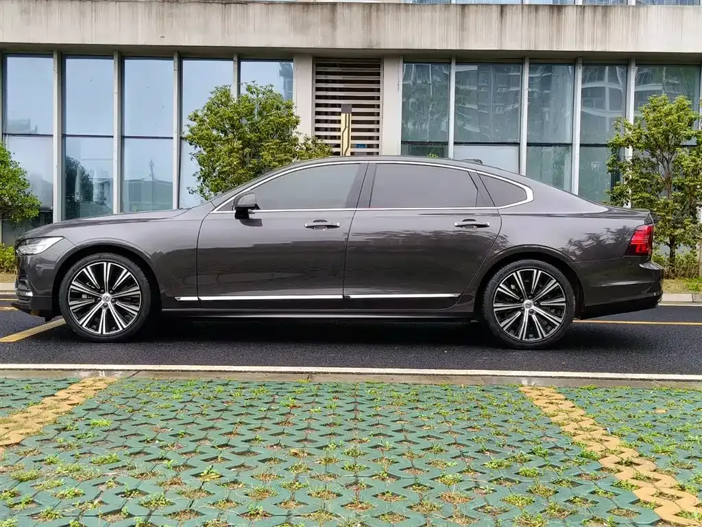 Volvo S90 — фото 2