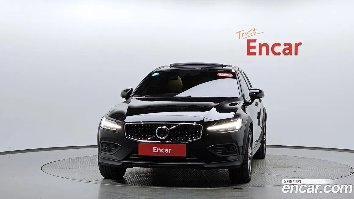 Volvo V60 2021 из KR, фото 4