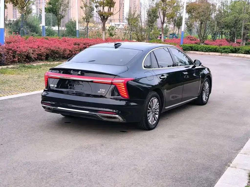 Hongqi H5 — фото 3