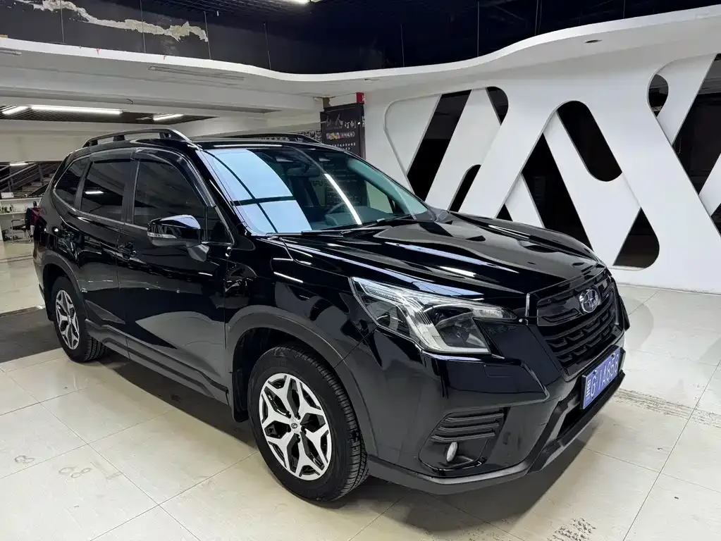 Subaru Forester — фото 3