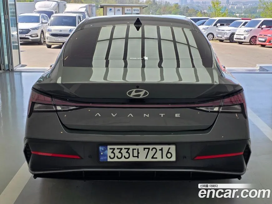 Hyundai AVANTE — фото 3