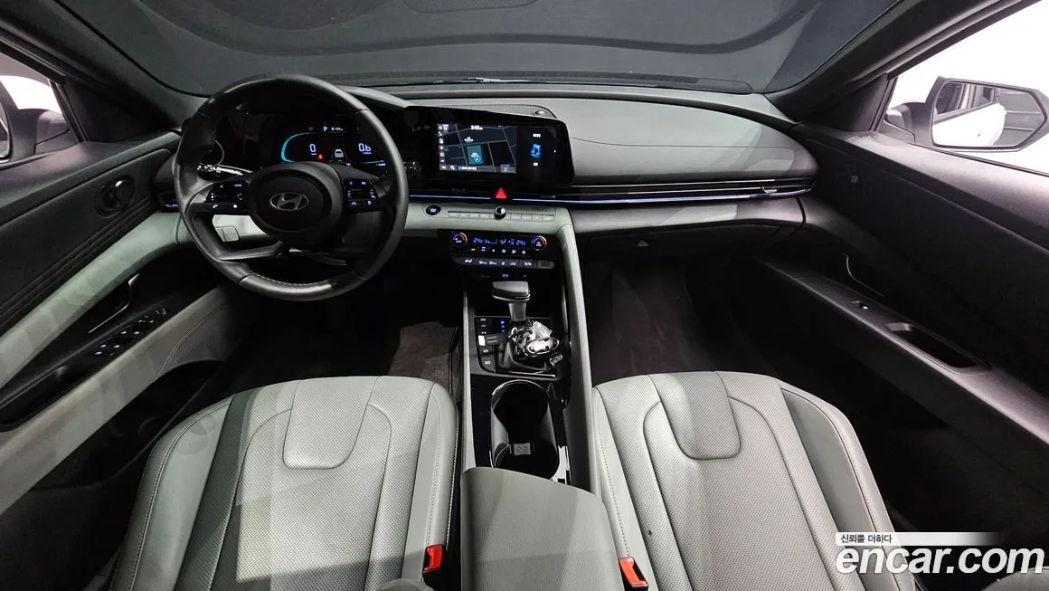 Hyundai AVANTE — фото 9