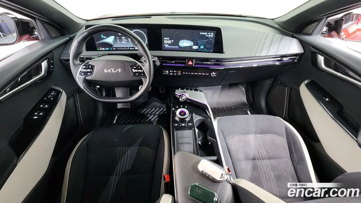 Kia EV6 — фото 8