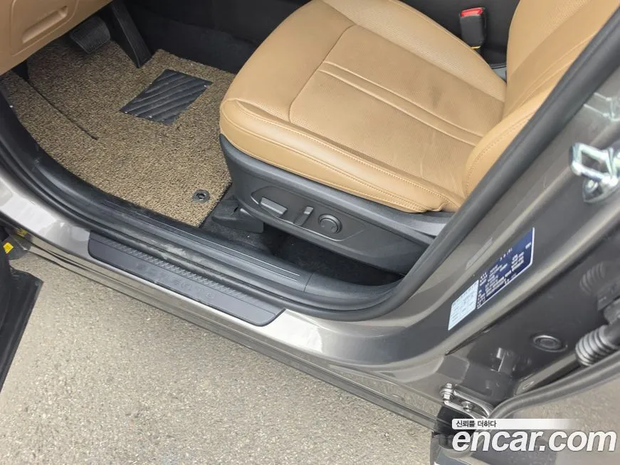 Kia Sorento — фото 10