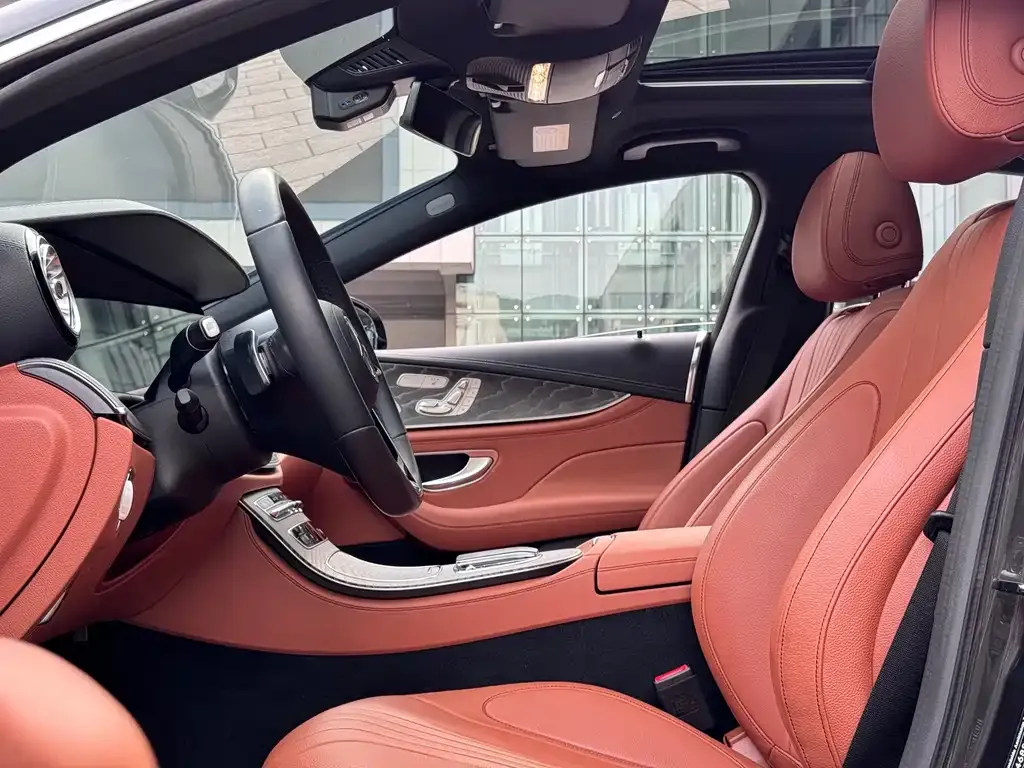 Mercedes-Benz CLS — фото 4