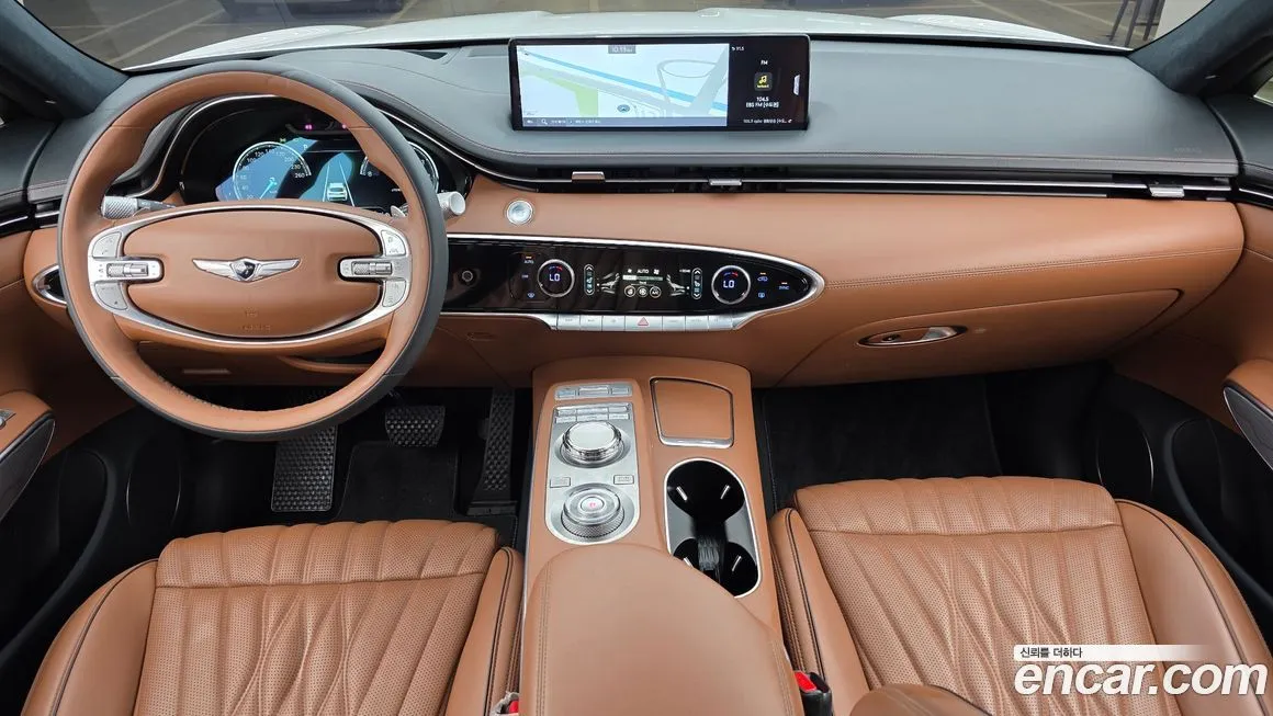 Genesis GV70 — фото 10