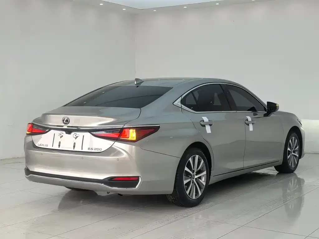 Lexus ES 2021 из CN, фото 5