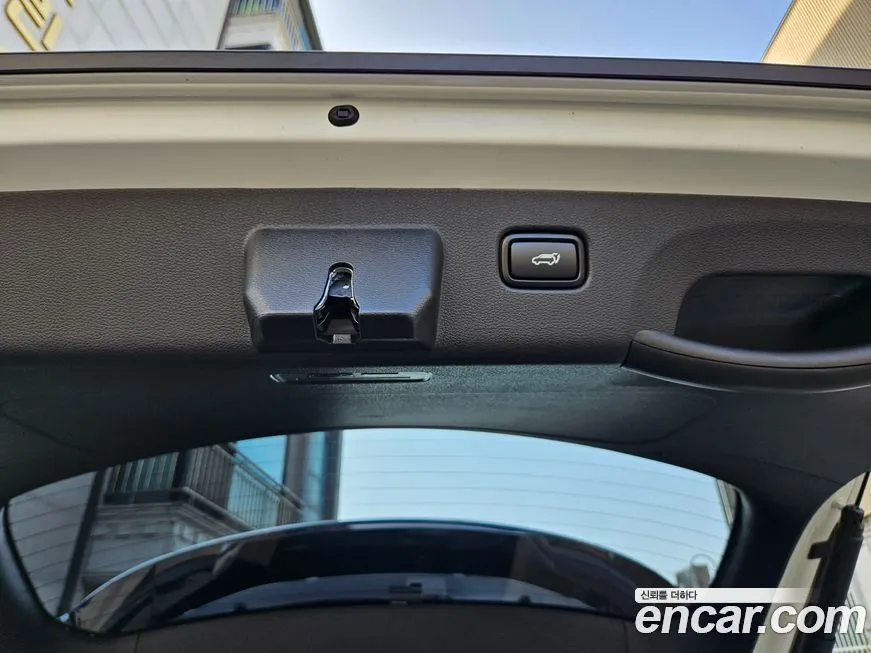 Kia Sportage — фото 10