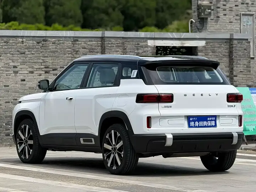 Geely Icon — фото 4