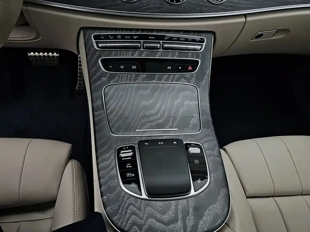 Mercedes-Benz E-Class (Import) — фото 5