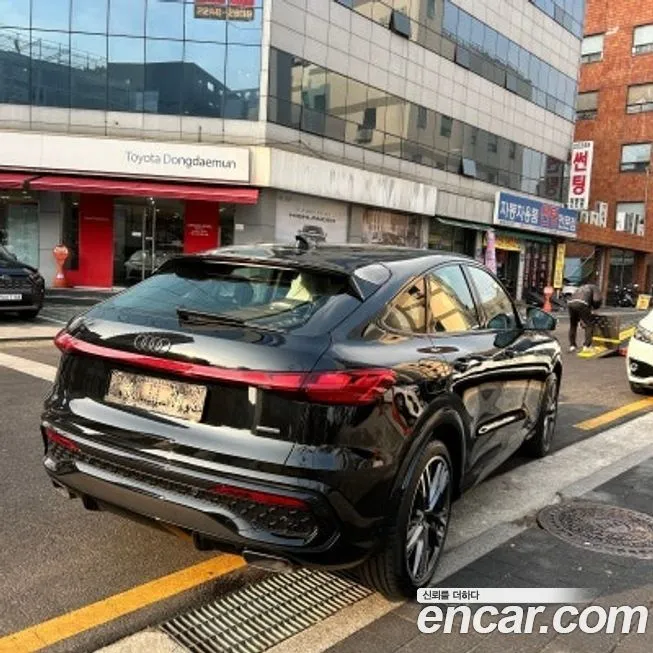 Audi Q5 2025 из KR, фото 3