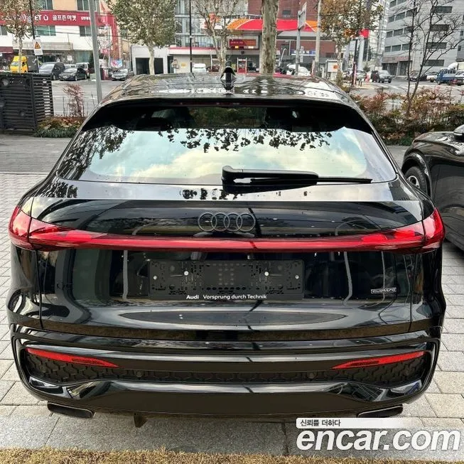 Audi Q5 2025 из KR, фото 6