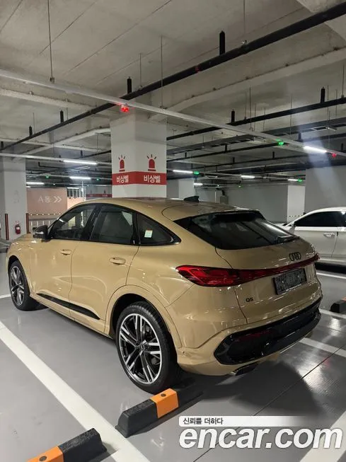 Audi Q5 2025 из KR, фото 10