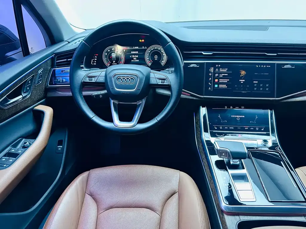 Audi Q7 2023 из CN, фото 8