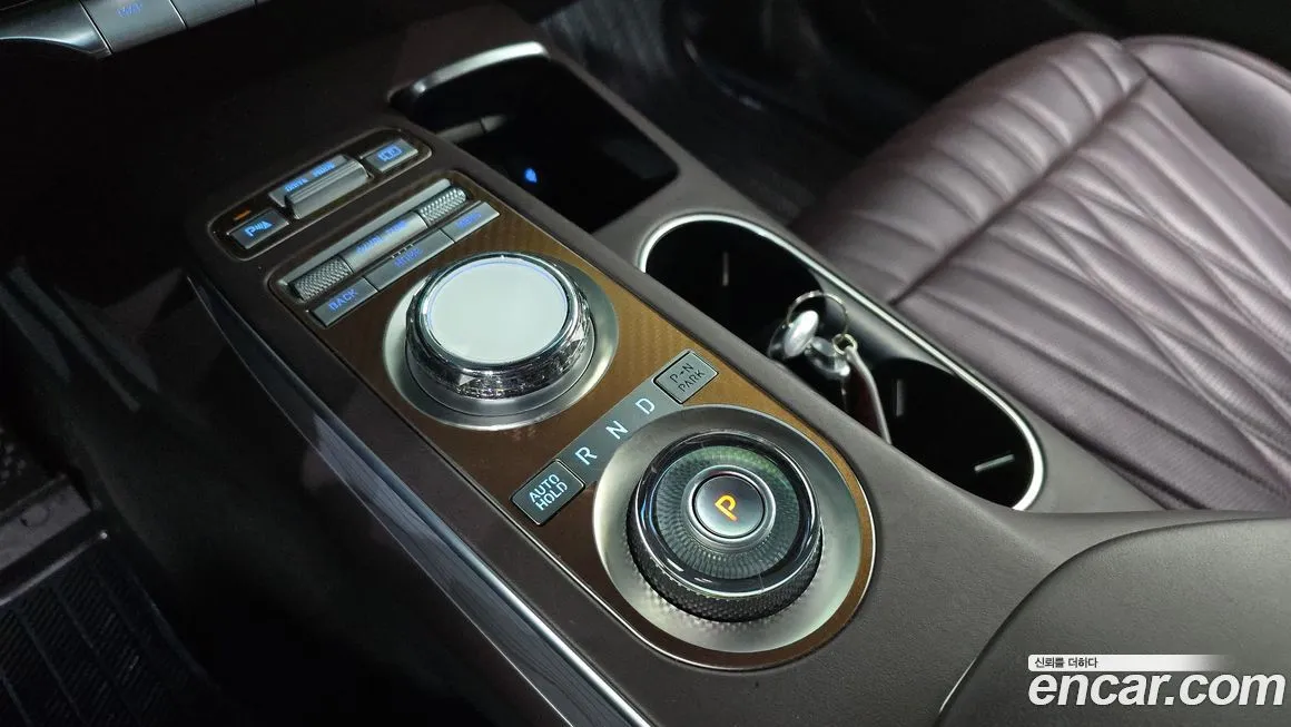 Genesis GV70 — фото 10