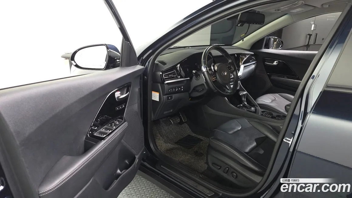 Kia Niro 2021 из KR, фото 7
