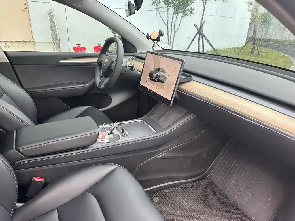 Tesla Model Y 2022 из CN, фото 2